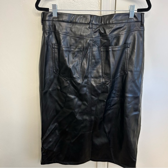 NWT Velvet Heart Black Midi Faux Leather Skirt with Middle Slit Size 31 - Picture 9 of 10